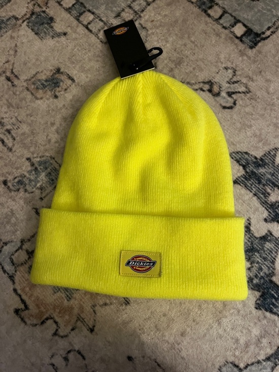 Dickies Other - Dickies Neon Yellow Fold-Over Knit Beanie, NWT